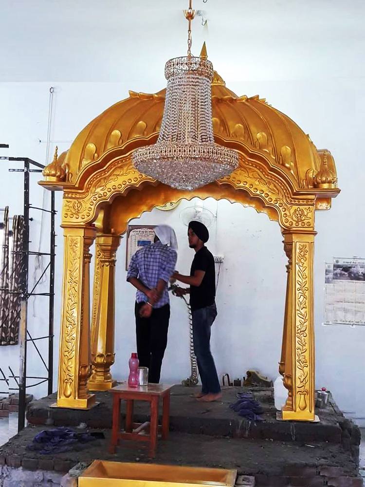 Installing Palki Sahib in Vikas Nagar (Dehradun)