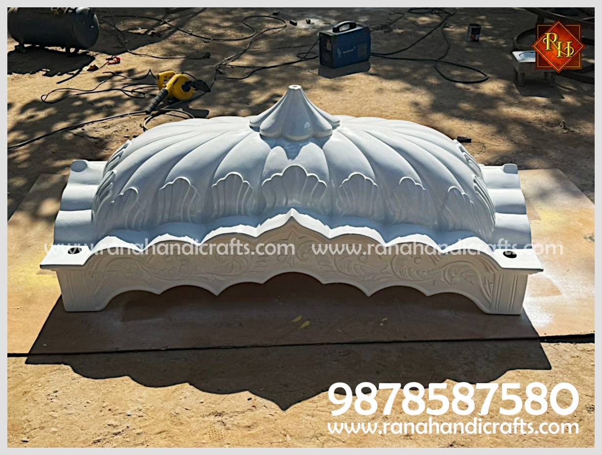 Top dome of the HM-03 Palki Sahib featuring detailed floral carvings in white silicon fiber.