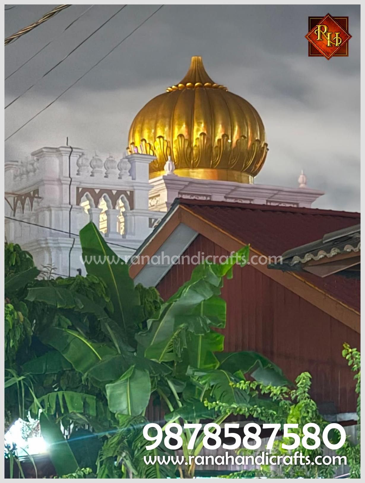 Close-up view of the golden 20ft diameter dome at Wadda Gurdwara Sahib, Penang, fabricated by Rana Handicrafts International from premium silicon fiber reinforced with an MS frame.