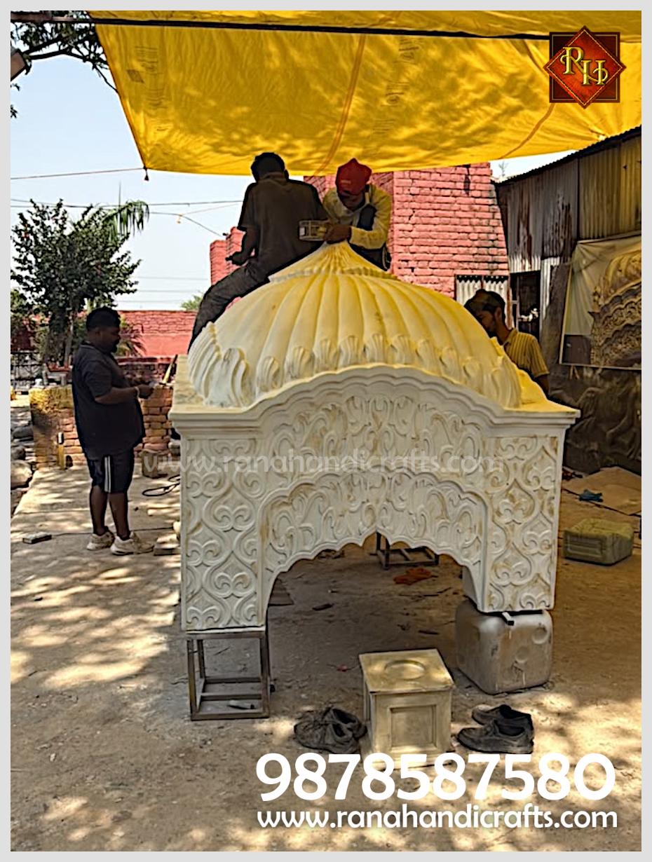 Professional Artisans working on the construction of the white Palki Sahib Dome for PK13