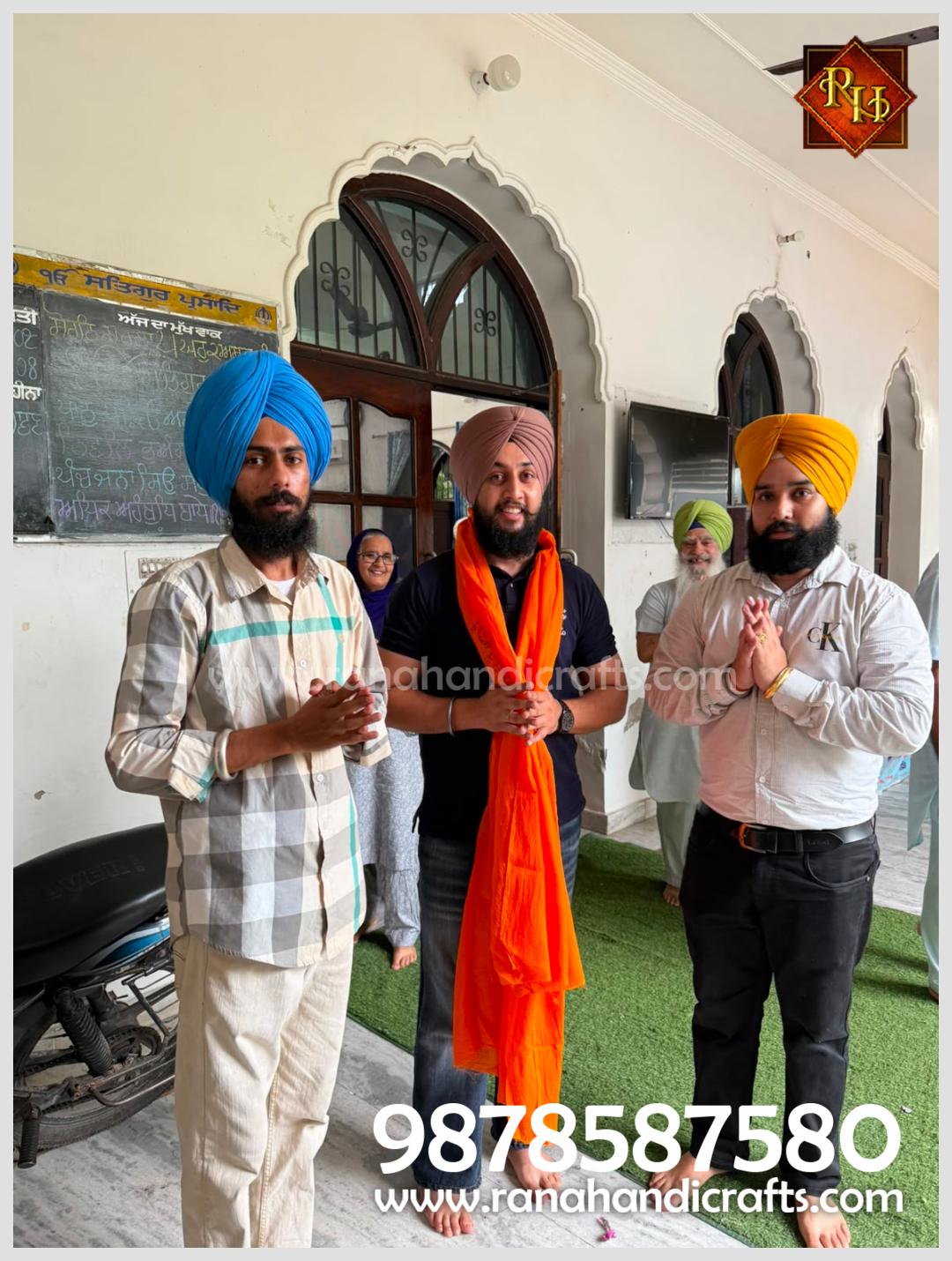 Uday Veer Singh Rana Proprietor of Rana Handicrafts International being felicitated with a Saropa by local jathedari after successful Palki Sahib installation.