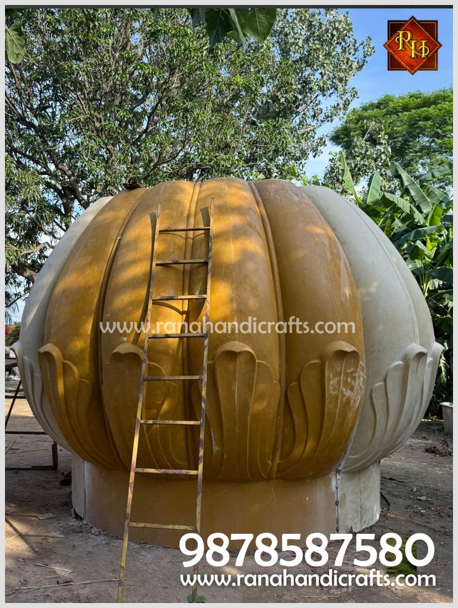 Assembly phase of the 14ft diameter dome being manufactured by Rana Handicrafts International for the Patna Sahib project in Bihar.
