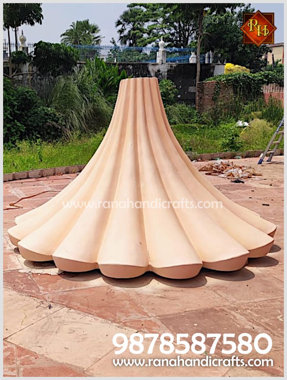 Top ornamental lotus flower element placed on-site for the 14ft diameter dome at Patna Sahib, Bihar, by Rana Handicrafts International.